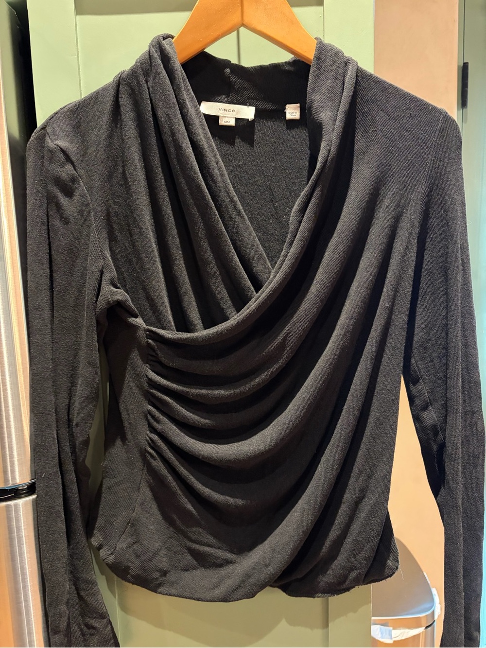 VINCE Black Draped Ruched Long-Sleeve Light Weight Knit Top